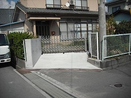 門扉施工後.jpg